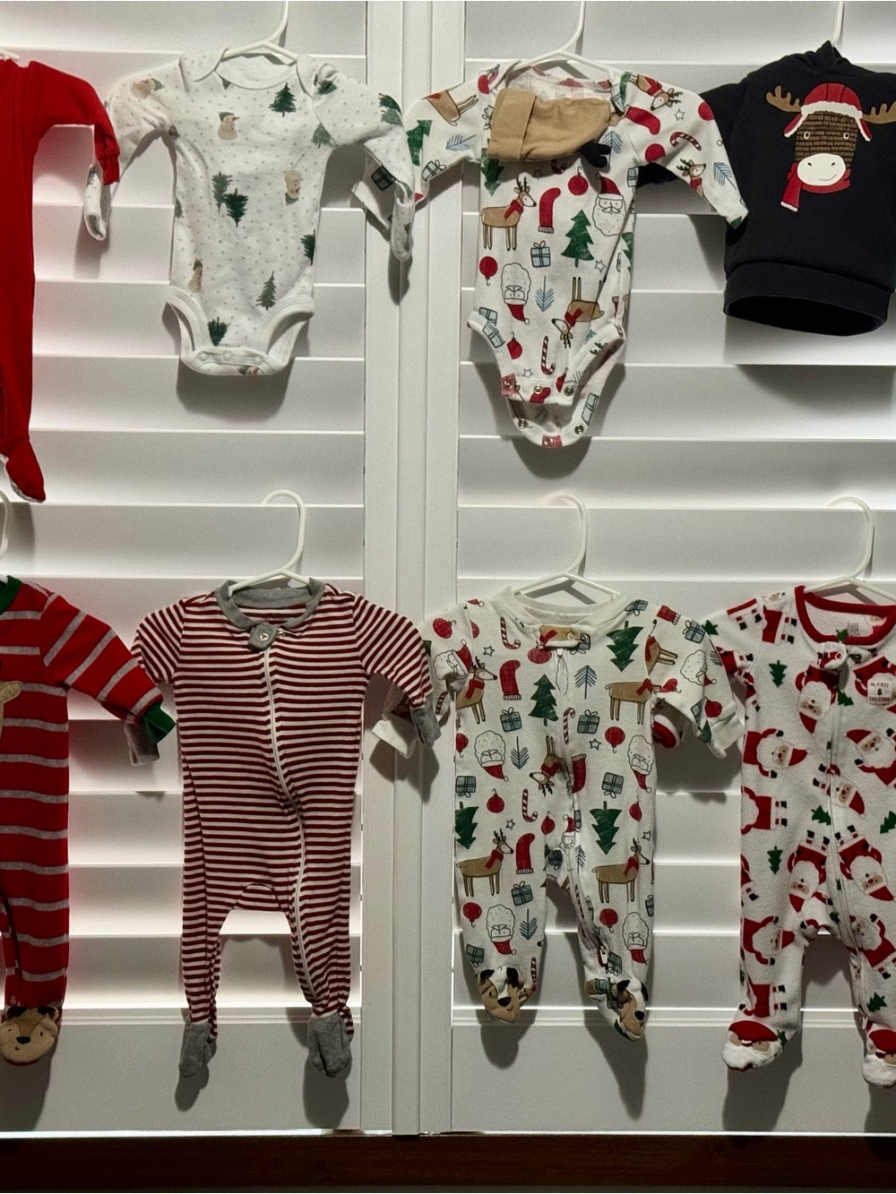 Newborn & 0-3M Christmas Clothing Lot